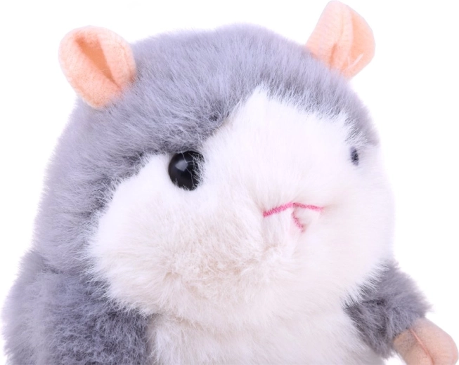 Švelnus pliušas glostymui