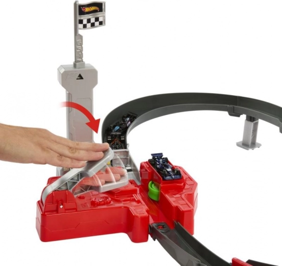 Manual launcher for explosive speed