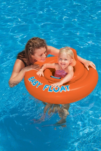 Patogi sėdėsena su nugaros atkalte