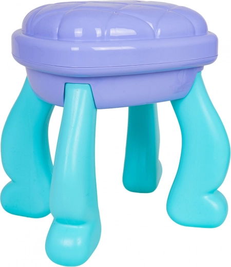 Praktiškos laikymo vietos ir stabili kėdutė