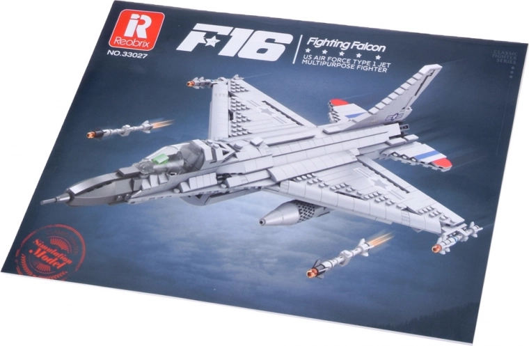 Stovas eksponavimui ir keičiama ginkluotė