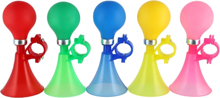 Garsus ir aiškus pyptelėjimas