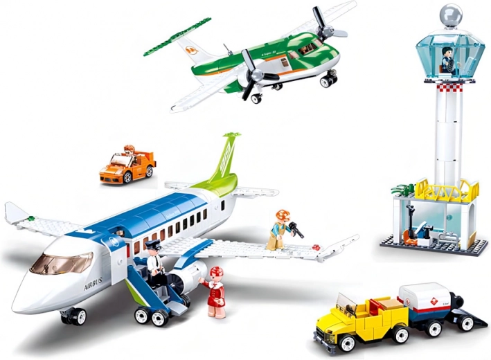 Du lėktuvai ir realistiškas oro uostas