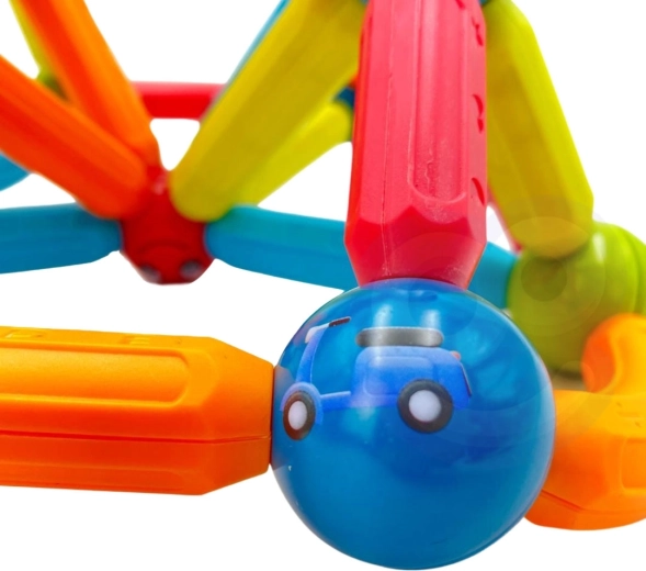 Patrauklios spalvotos kaladėlės