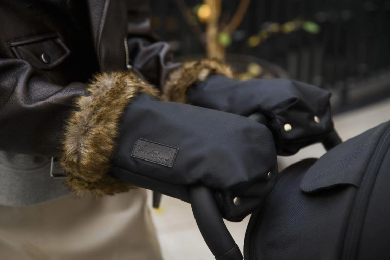 Lengvai tvirtinamos prie daugumos vežimėlių