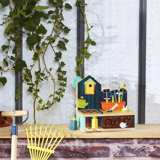 Laikui nepavaldus dizainas ir saugumas